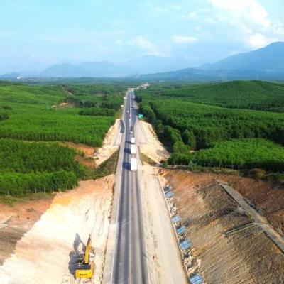 Bộ Xây Dựng Đặt Mục Tiêu Hoàn Thành 34 Dự Án Giao Thông Trọng Điểm Trong Năm 2026